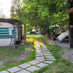 Camping Pilzone
