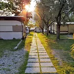 Camping Pilzone *