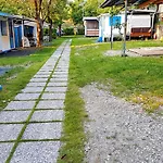 Camping Pilzone *