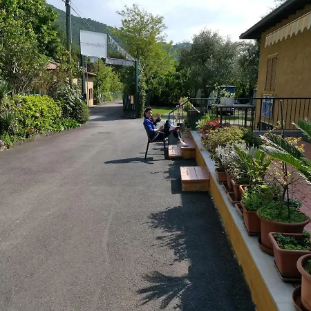 Camping Pilzone
